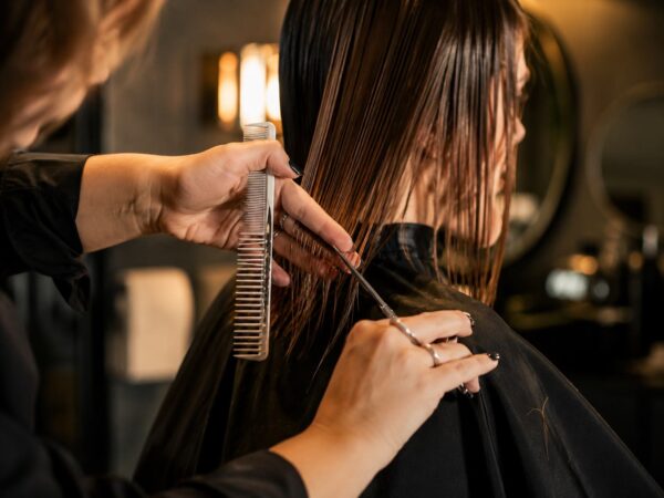 ETRON onRetail - das perfekte Kassensystem für Friseure & Salons