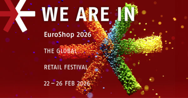 EuroShop 2026 Key Visual mit „WE ARE IN“ auf rotem Hintergrund; ETRON: Halle 05, Stand 5F24, 22.–26. Februar 2026.